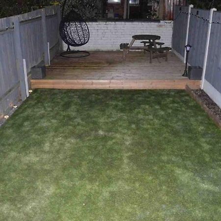 Unique 4 Bed House In Derby Perfect For Contractors And Families别墅 外观 照片