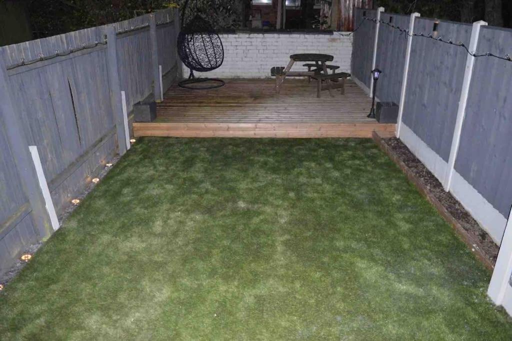 Unique 4 Bed House In Derby Perfect For Contractors And Families别墅 外观 照片